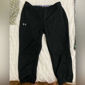 Under Armour softball pants size small! great condition!